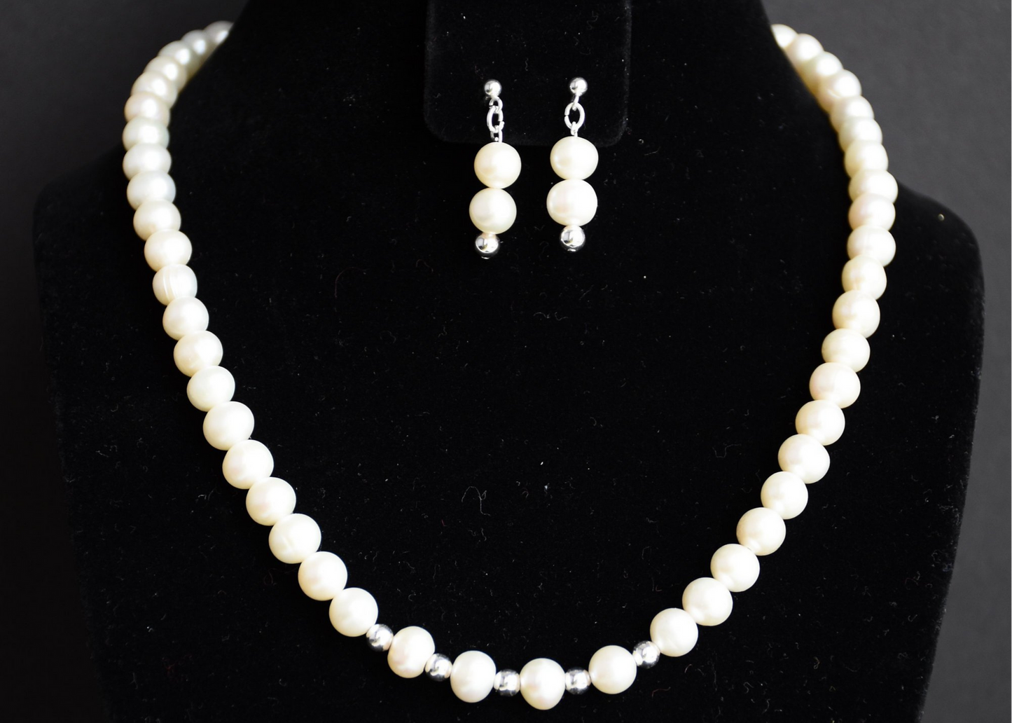 Pearl Necklace made by Swarovski Pearls.